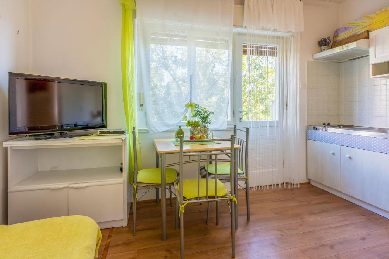 Apartments Marmar 크리크베니카 외부 사진