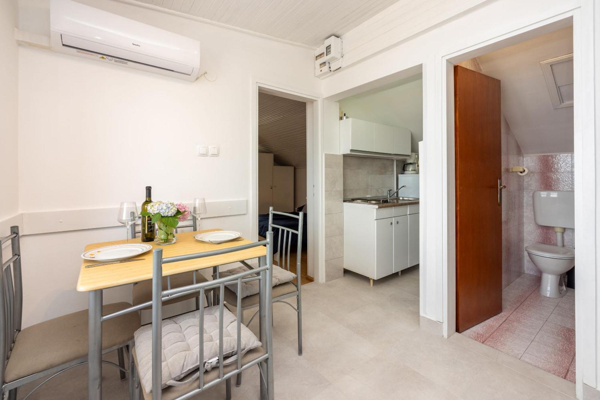 Apartments Marmar 크리크베니카 외부 사진